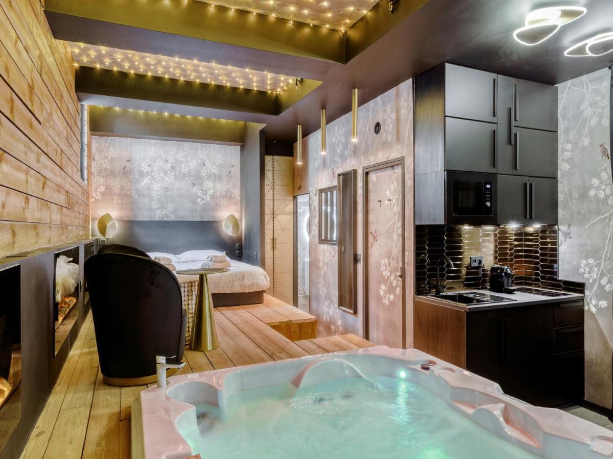 Apartment In *